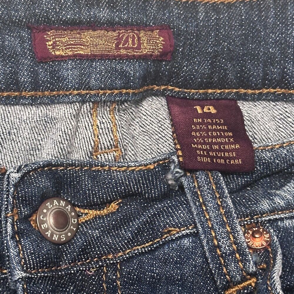 Vintage Y2K ZD Premium Women’s Size 14 Denim Jorts / Bermuda Shorts Mid-rise - Picture 6 of 10